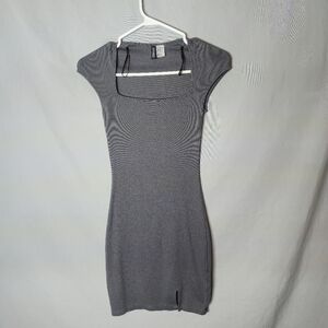 H&M Divided Bodycon Gray Dress With Small Side Slit Size XS